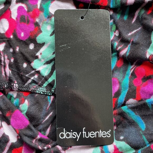 NEW Daisy Fuentes Top Large Floral Print Sleeveless Drop Waist Peplum Stretch - Picture 8 of 9